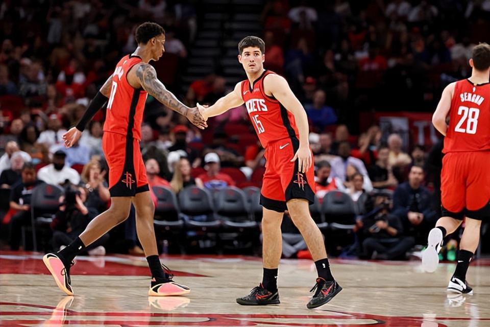 实时比分-不容易！火箭3D锋线新星终于打出了一场攻守兼备的全能型比赛？